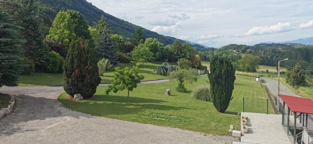 Gite Les 3 Lacs Chez Nath Ambleon Εξωτερικό φωτογραφία